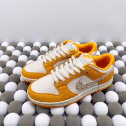 Nike Dunk Low "Safari Swoosh"（K14)