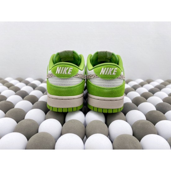 Nike Dunk Low "Safari Swoosh"（K18)