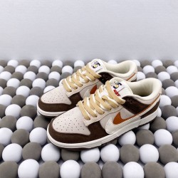 NK Dunk Low SE "85"（K47)