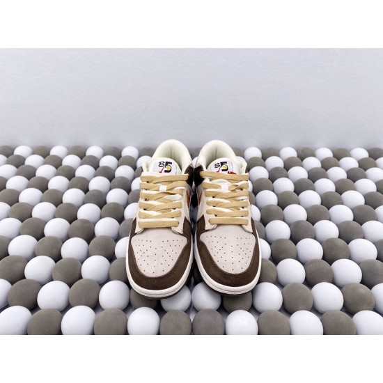 NK Dunk Low SE "85"（K47)