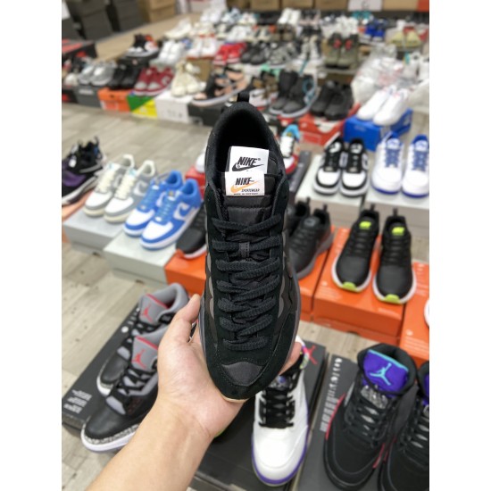 Sacai X NIKe regasus vaporrly SP(S37)