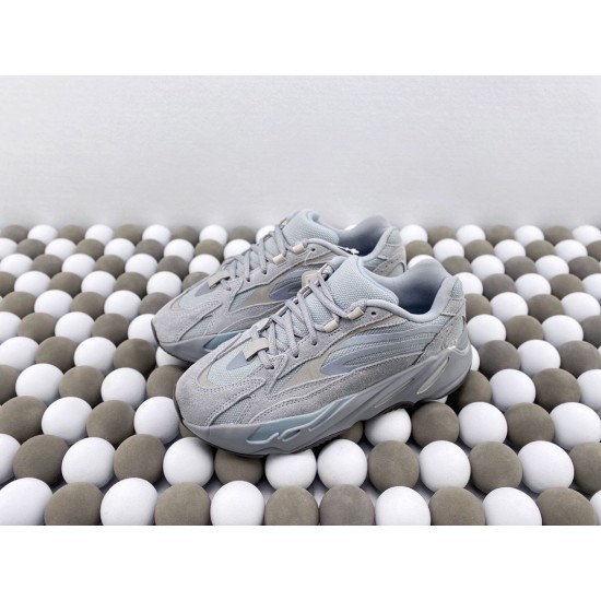 AD YEEZY BOOST 700 v2（Y73)