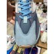 Adidas Yeezy 700 Boost “Carbon Blue”（Y89)