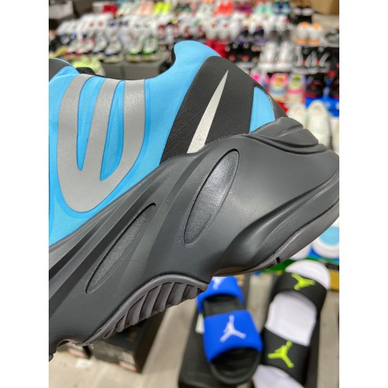 Adidas Yeezy 700 MNVN 3M（Y75)