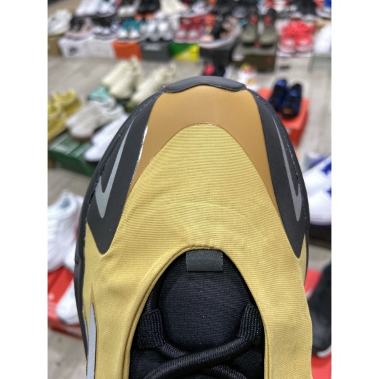 Adidas Yeezy 700 MNVN Honey Flux（Y92)