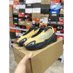 Adidas Yeezy 700 MNVN Honey Flux（Y92) 