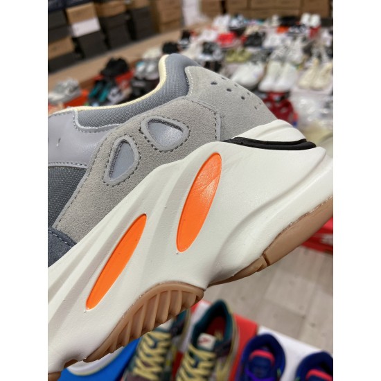 Adidas Yeezy Boost 700 “Magnet”（Y83)