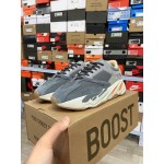 Adidas Yeezy Boost 700 “Magnet”（Y83) 