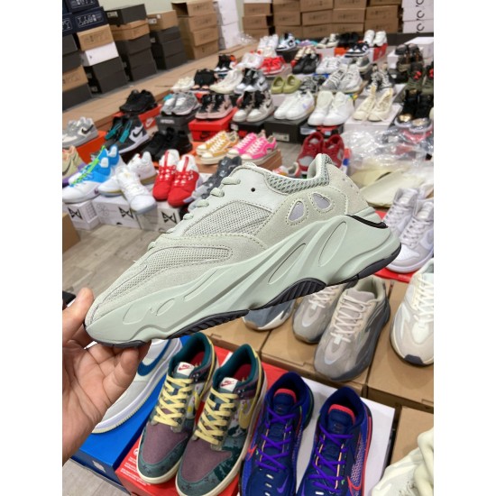 Adidas Yeezy Boost 700 “Salt”（Y87)