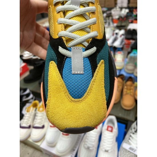 Kanye West x Adidas Yeezy Boost 700 V1Bright Blue700（Y90)