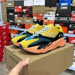 Kanye West x Adidas Yeezy Boost 700 V1Bright Blue700（Y90)