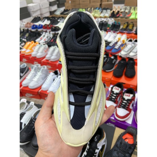 YEEZY BOOST 700 V3 “Azael”（Y96)