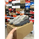 Yeezy Boost 700 V2 “Tephra”（Y78) 