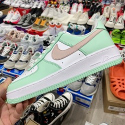 Nike Air Force 1 '07(NA169)