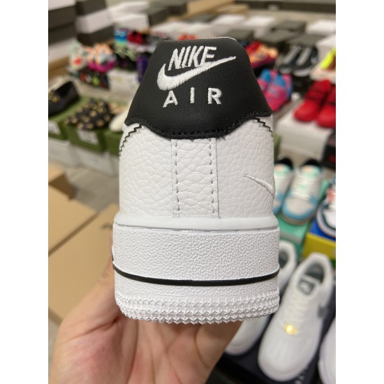 Nike Air Force 1 07（NA139） 