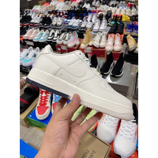 Nike Air Force 1 Low（NA162)