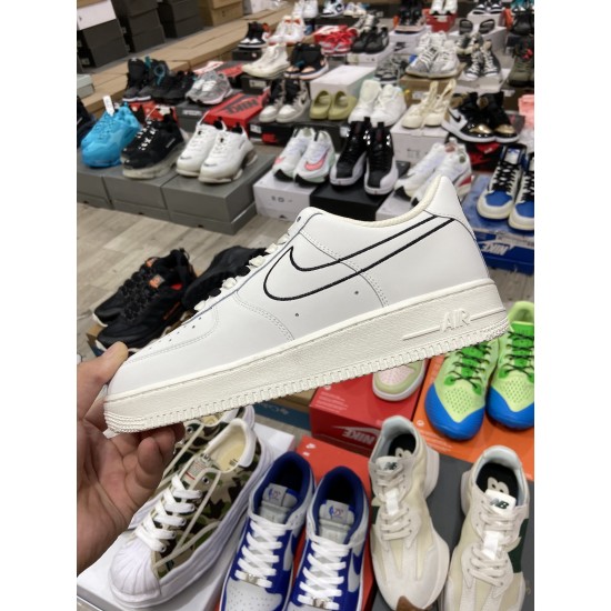 Nike Air Force 1 Low（NA19）