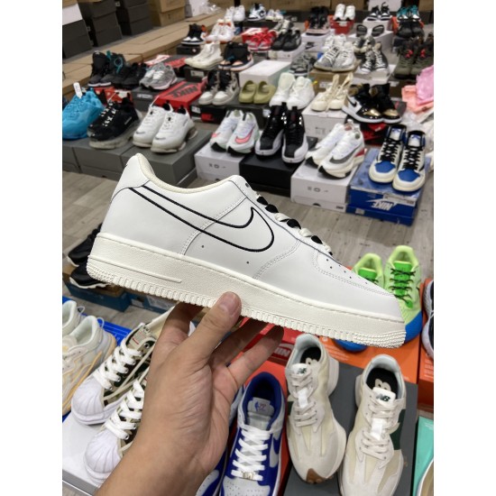 Nike Air Force 1 Low（NA19）