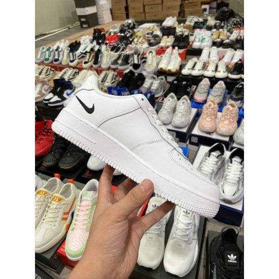 Nike Air Force 1 Low（NA66）