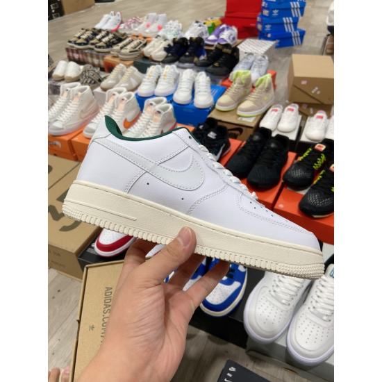 Nike Air Force 1'07 LV8(NA154)